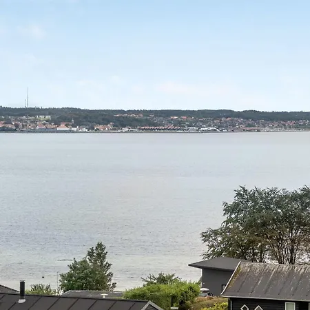 Eilen - 250m From The Sea By Interhome *